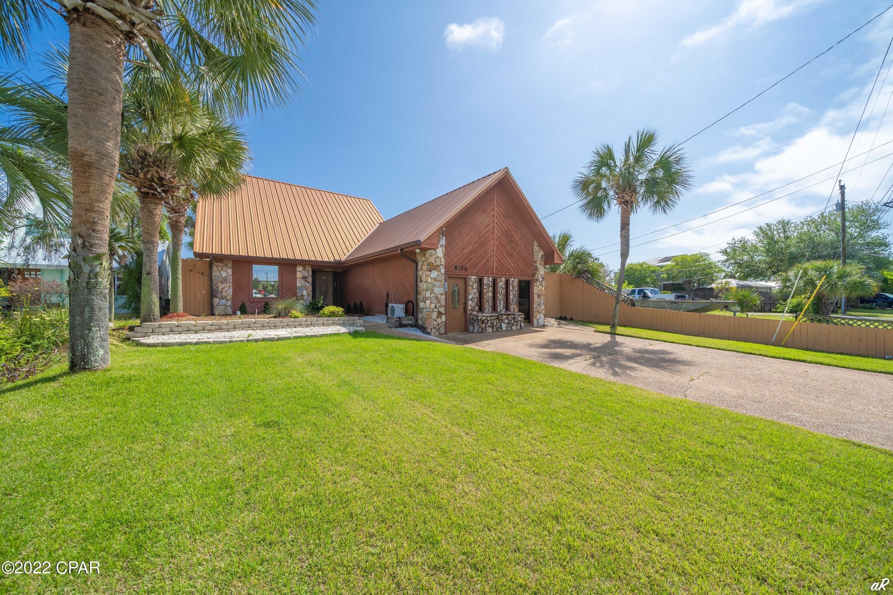 S Lagoon Dr, Panama City, FL 32408