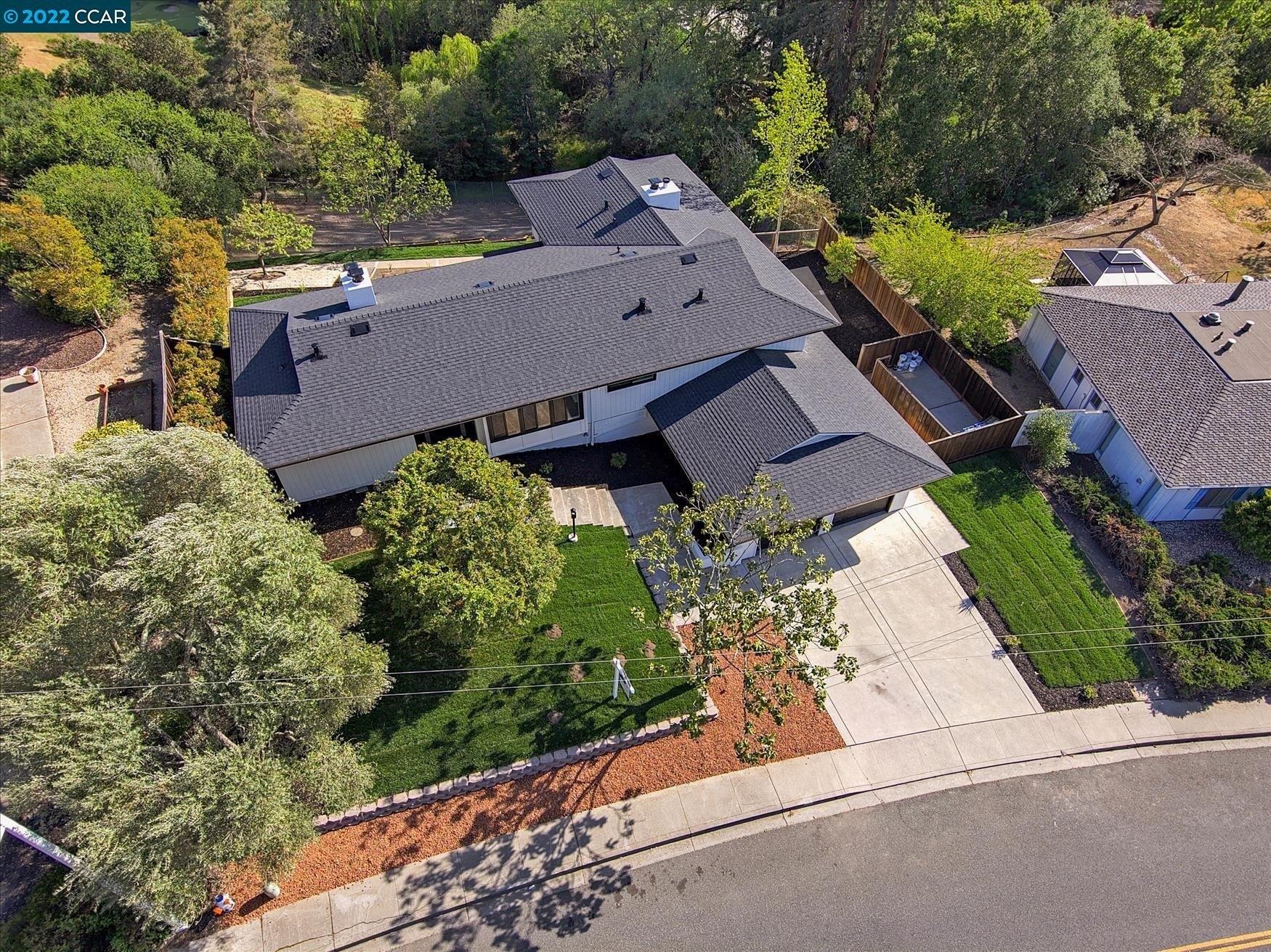 Greenfield Dr, Moraga, CA 94556