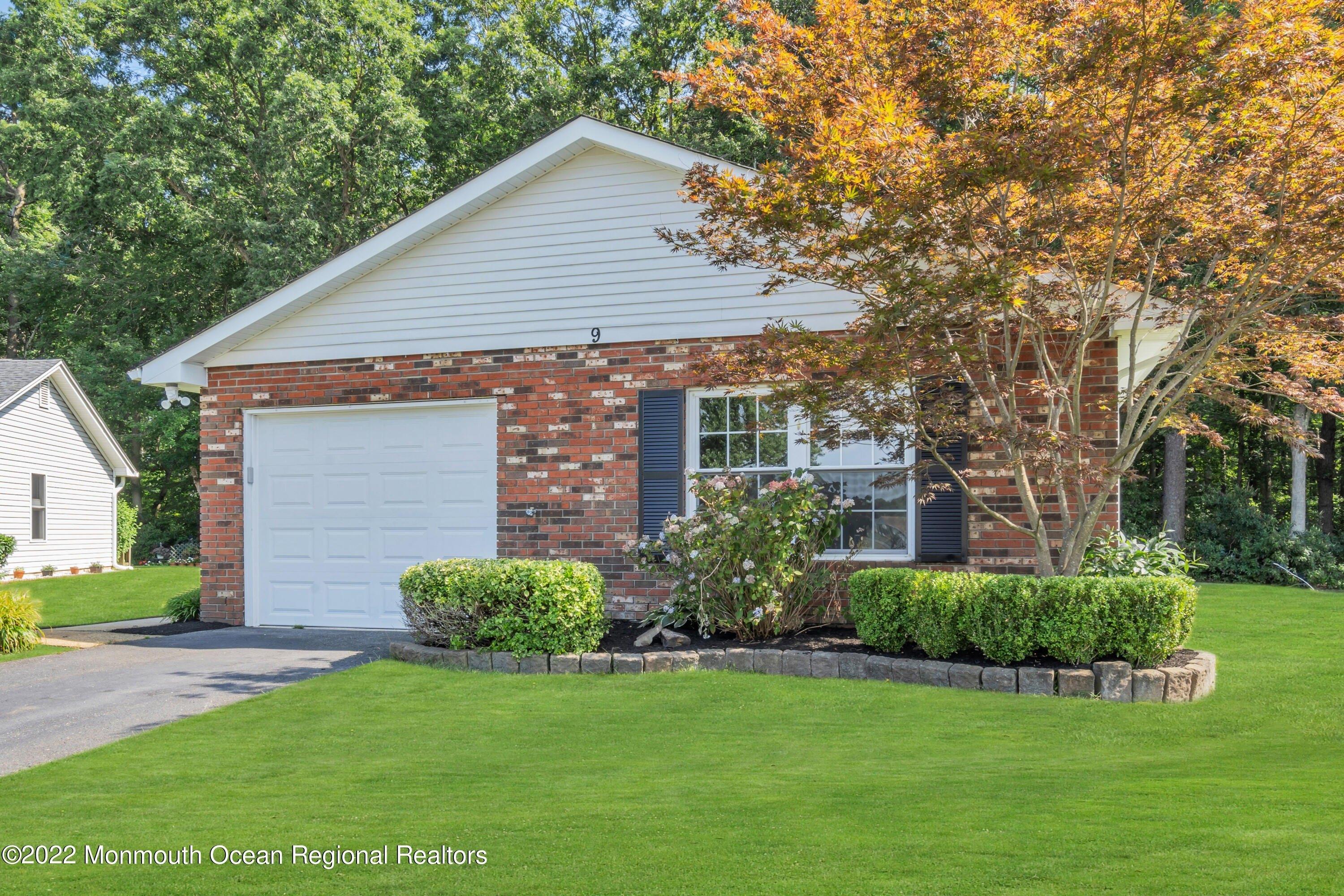 Whitney Ct, Brick, NJ 08724