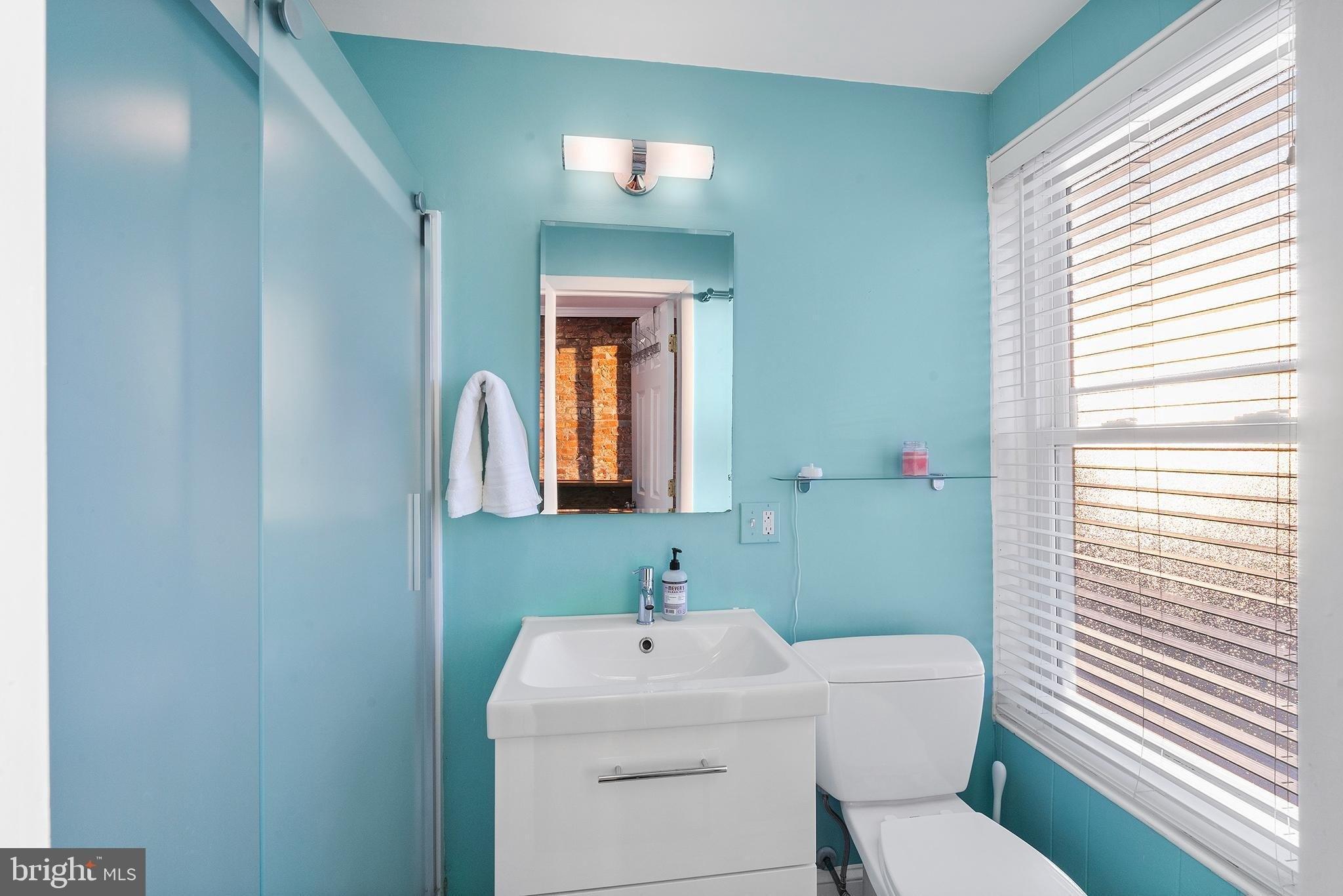 N 27th St, Philadelphia, PA 19130