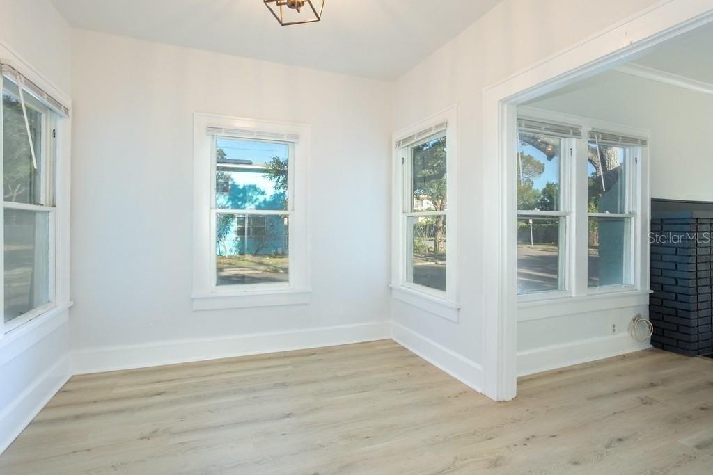 14th Ave S, Saint Petersburg, FL 33701