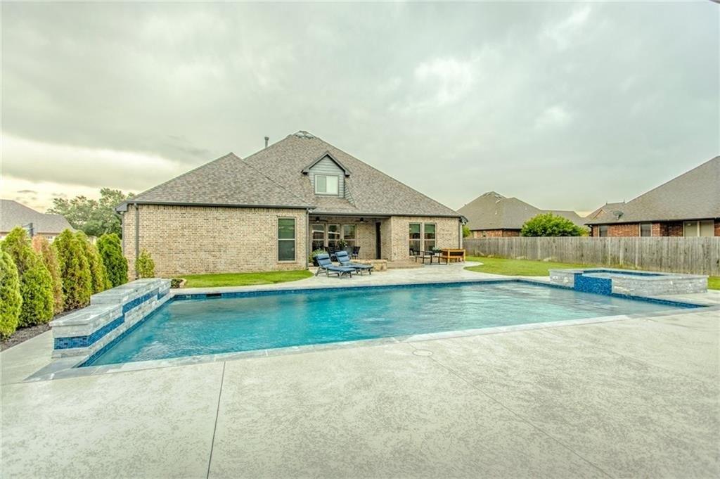 Dalston Cir, Norman, OK 73072
