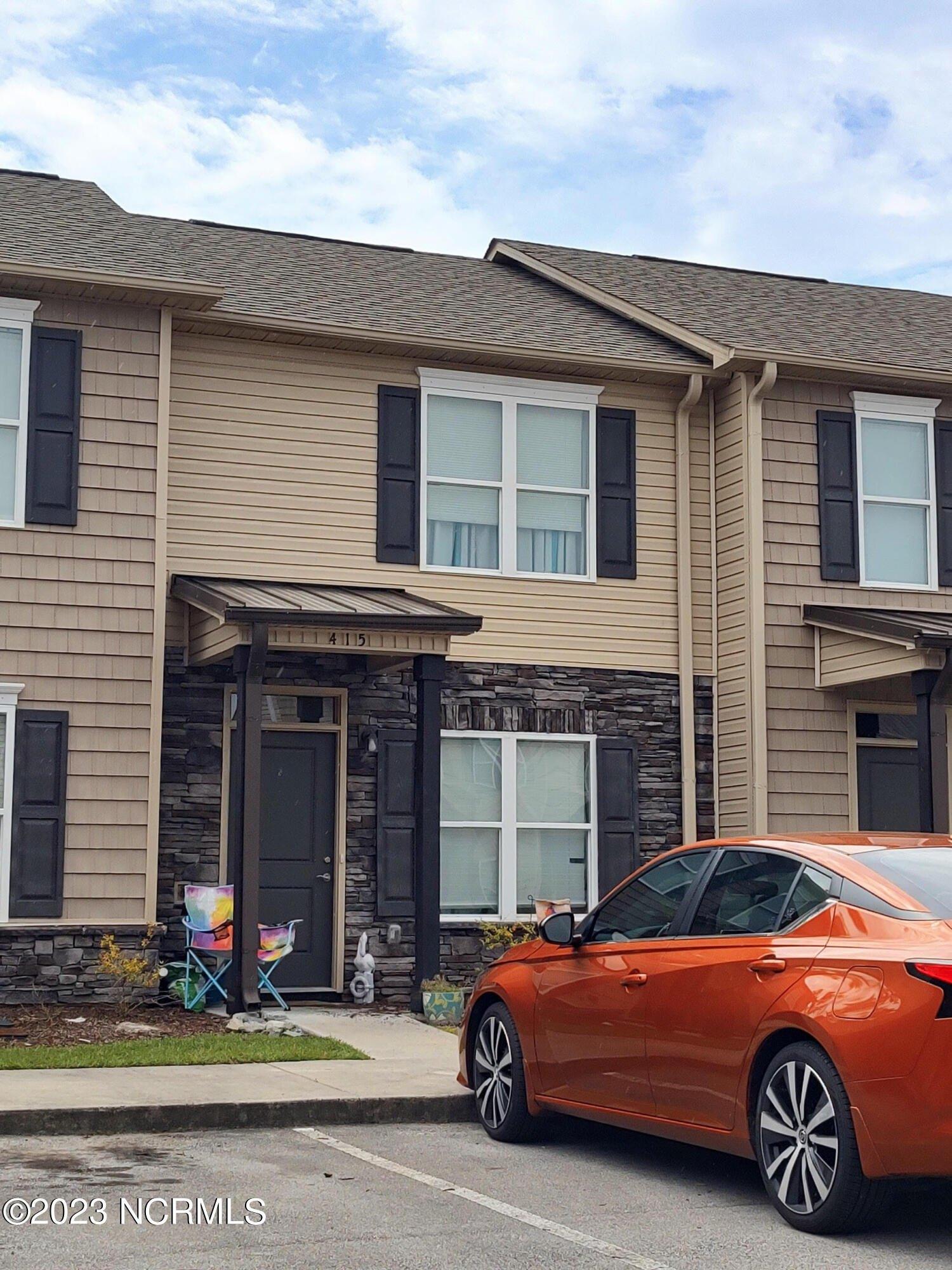 Sullivan Loop Rd, Midway Park, NC 28544
