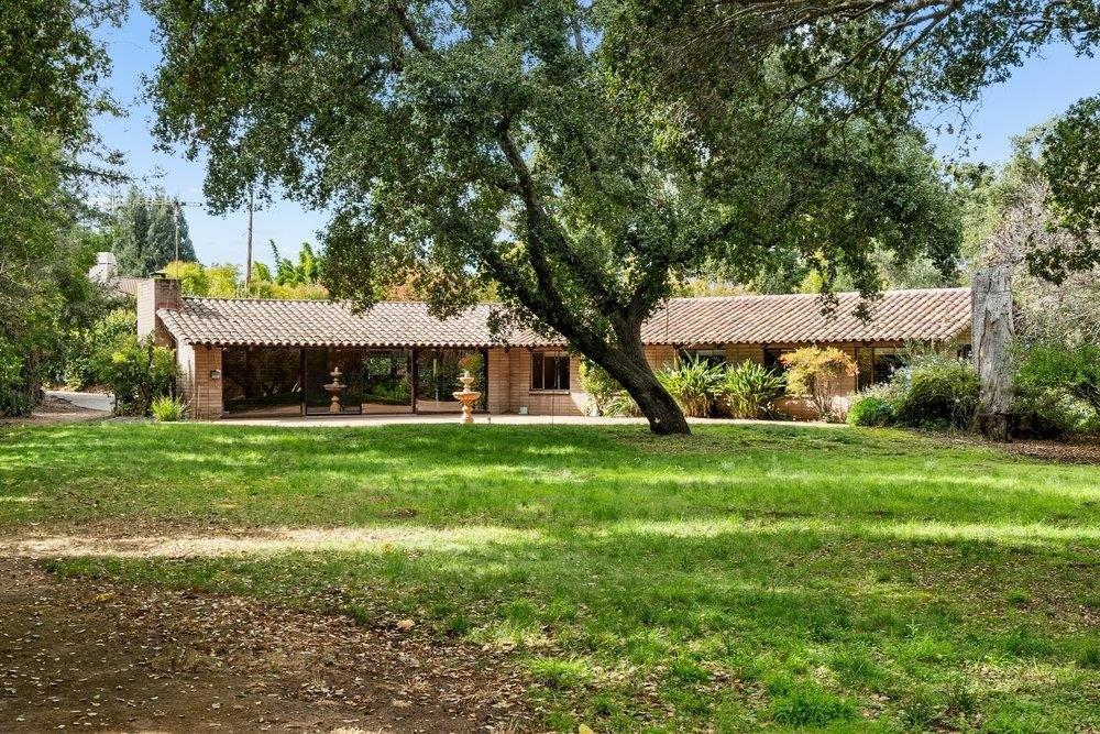 W Fremont Rd, Los Altos Hills, CA 94022