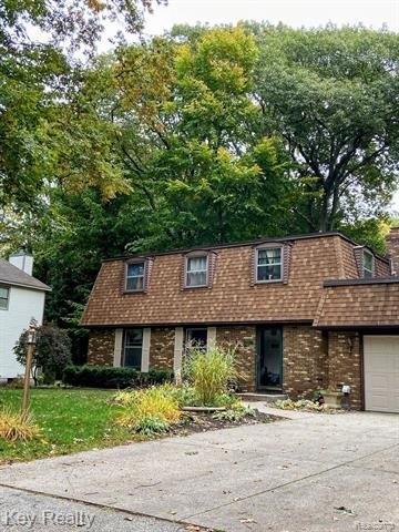 Elderwood Ave, Holland, MI 49424