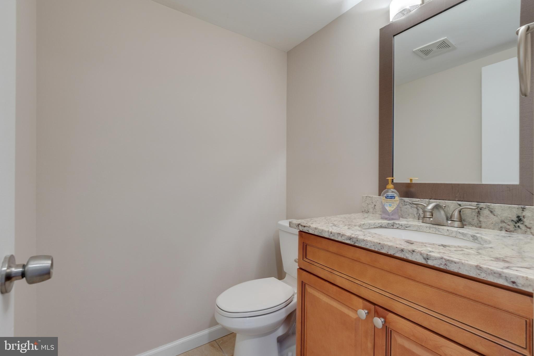 Sugarland Run Dr, Sterling, VA 20164