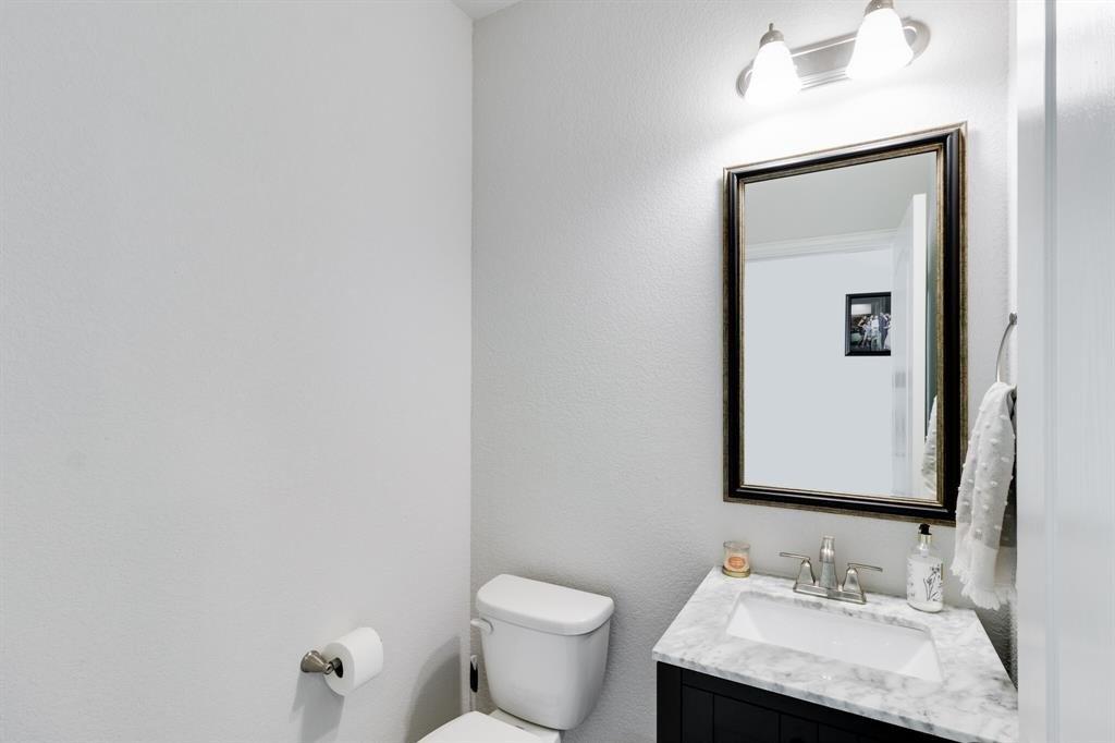 Arbor View Dr, Burleson, TX 76028