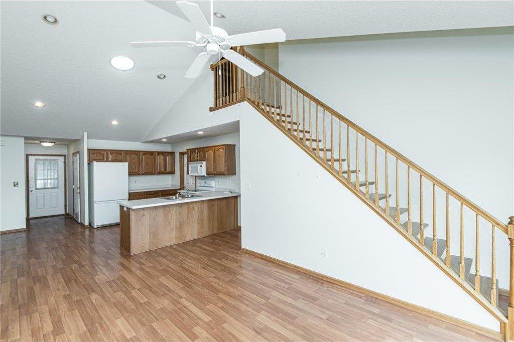 7th St W, Mantorville, MN 55955