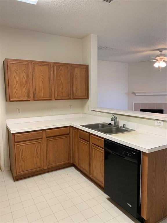 Beechgrove Ter, Fort Worth, TX 76140