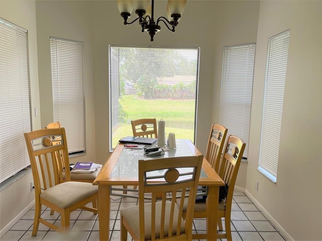 82nd Pl E, Sarasota, FL 34243