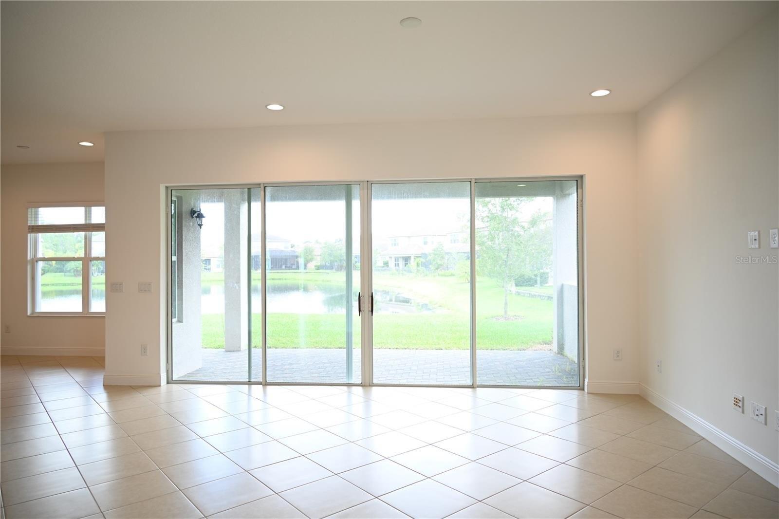 Lindentree Dr, Wesley Chapel, FL 33543