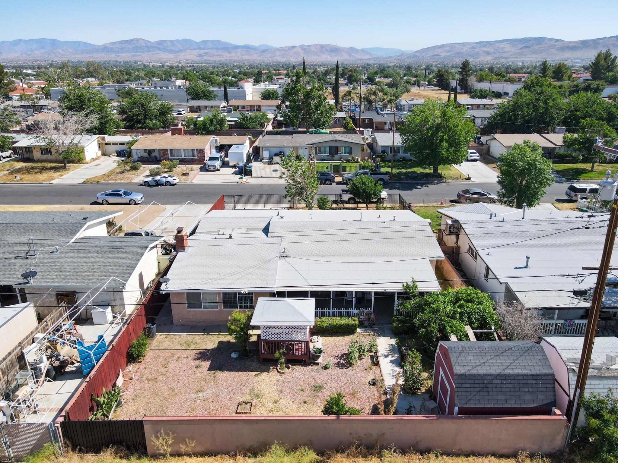 Sweetbrier St, Palmdale, CA 93550