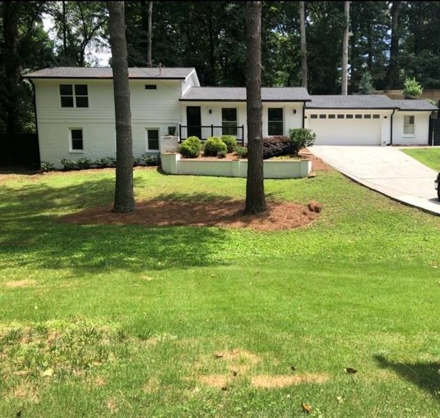 Bonnie Ln, Sandy Springs, GA 30328