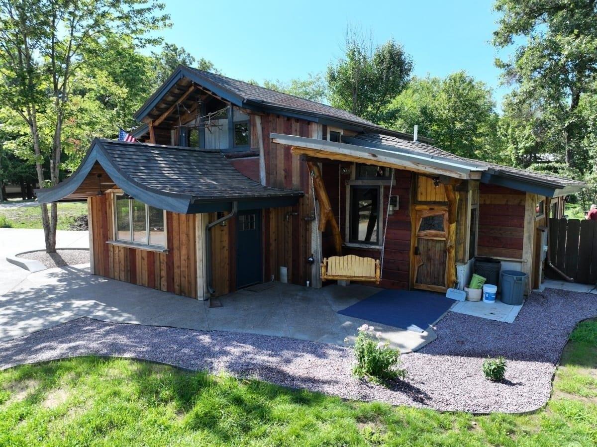 W Greentree Trl, Muscoda, WI 53573