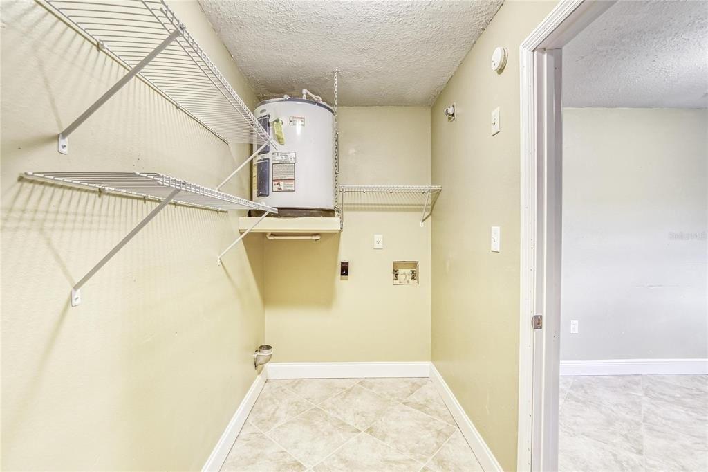 W Okaloosa Ave, Tampa, FL 33604