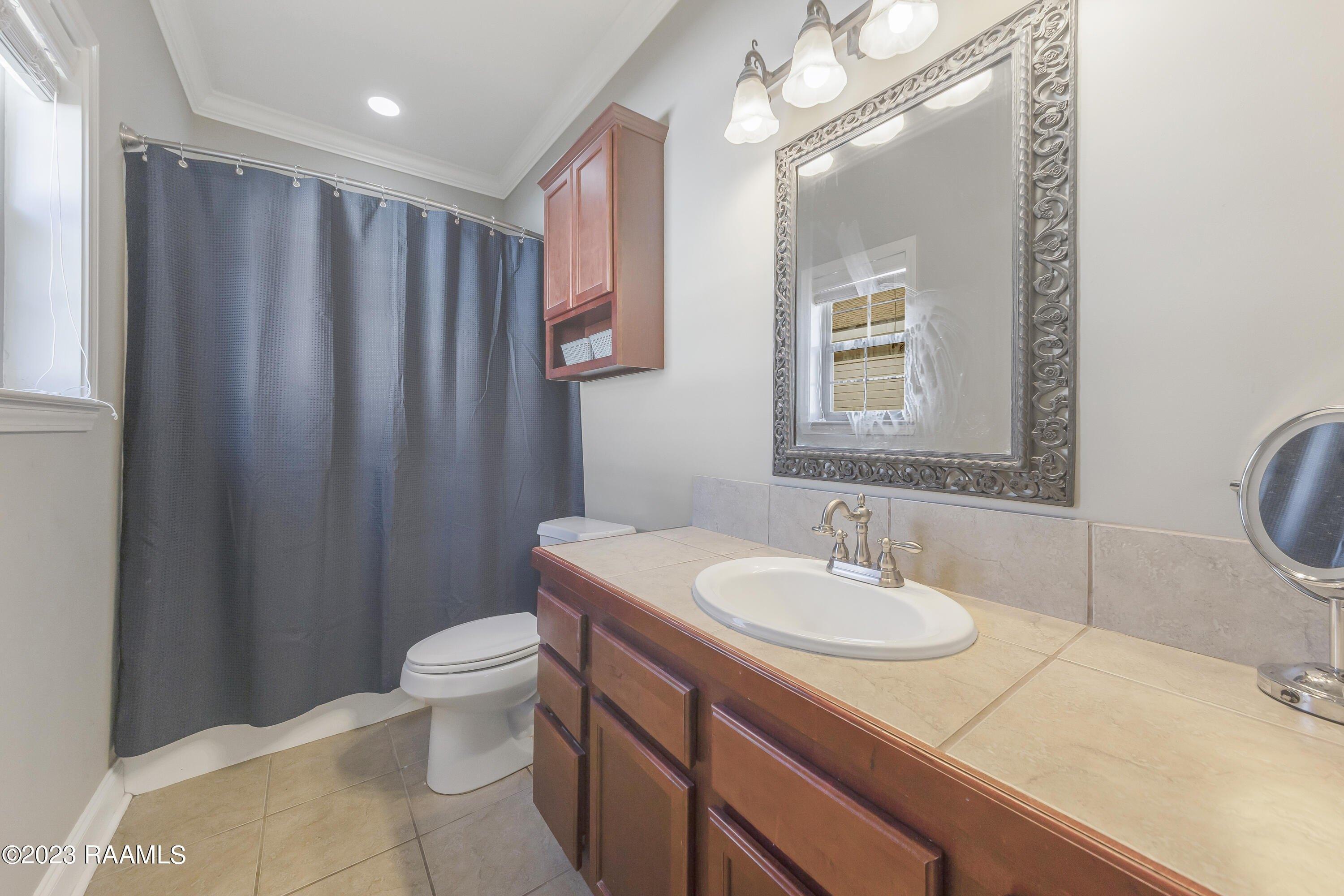 Bottlebrush Ln, Carencro, LA 70520