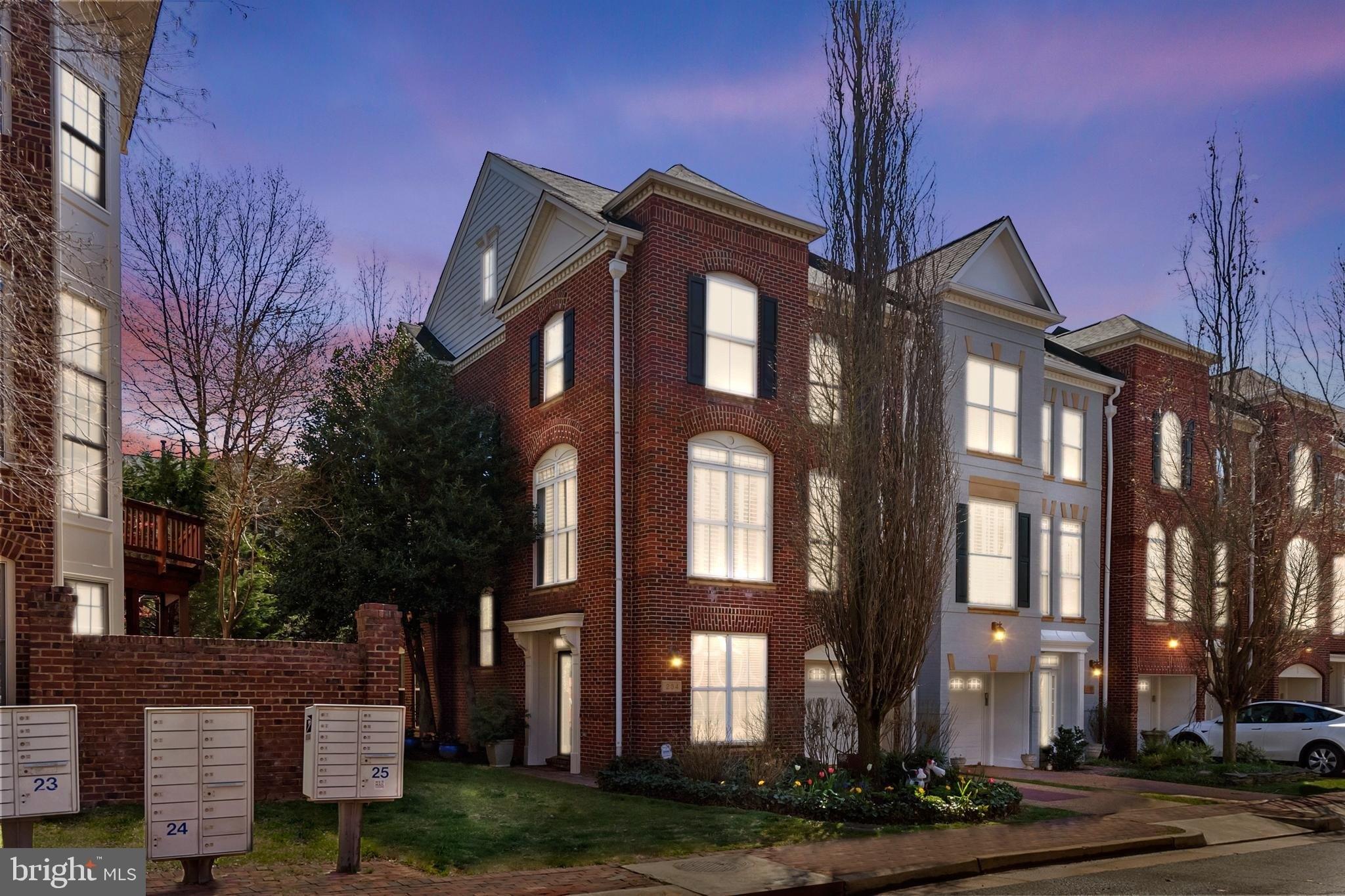 Murtha St, Alexandria, VA 22304