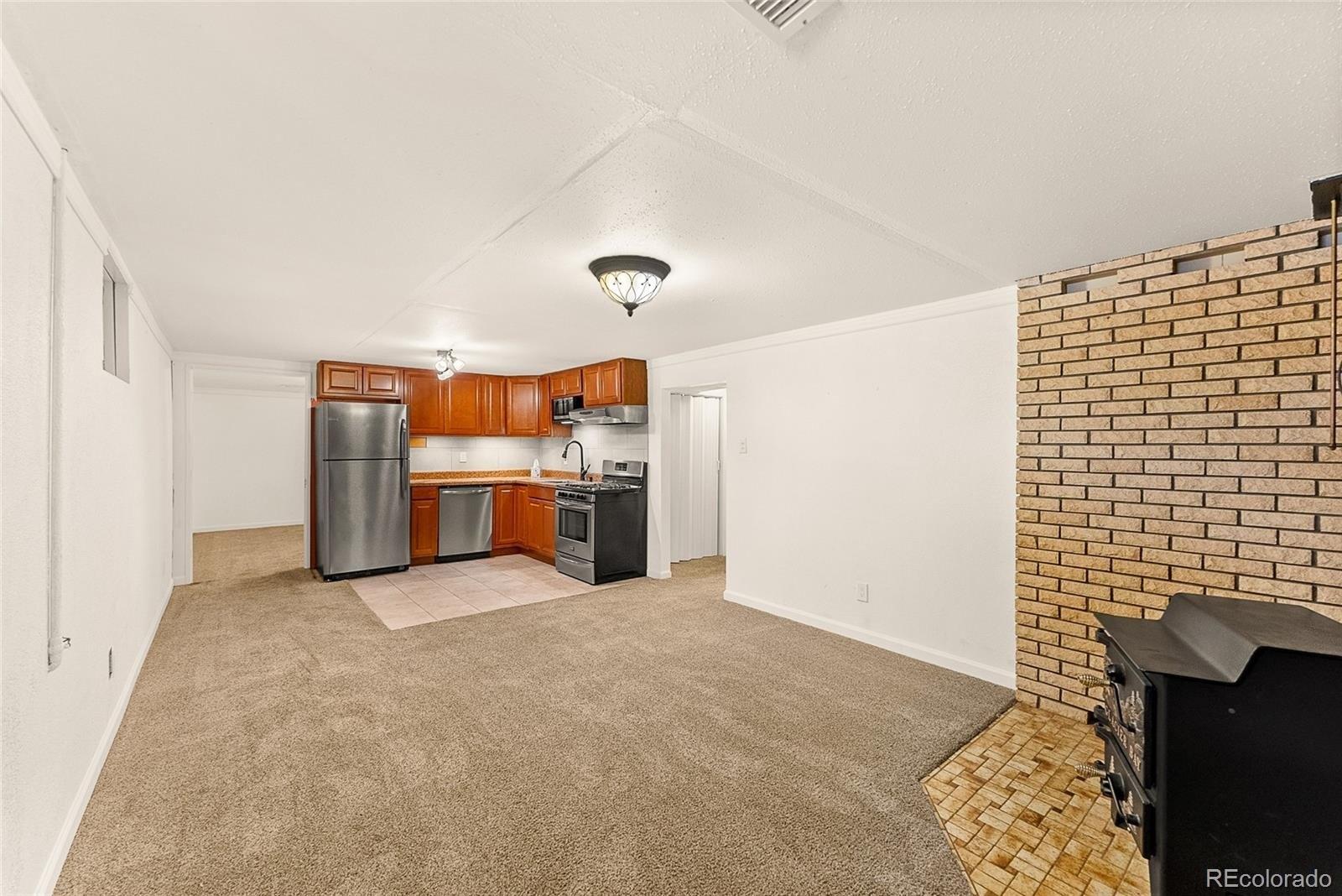 Beech St, Lakewood, CO 80401