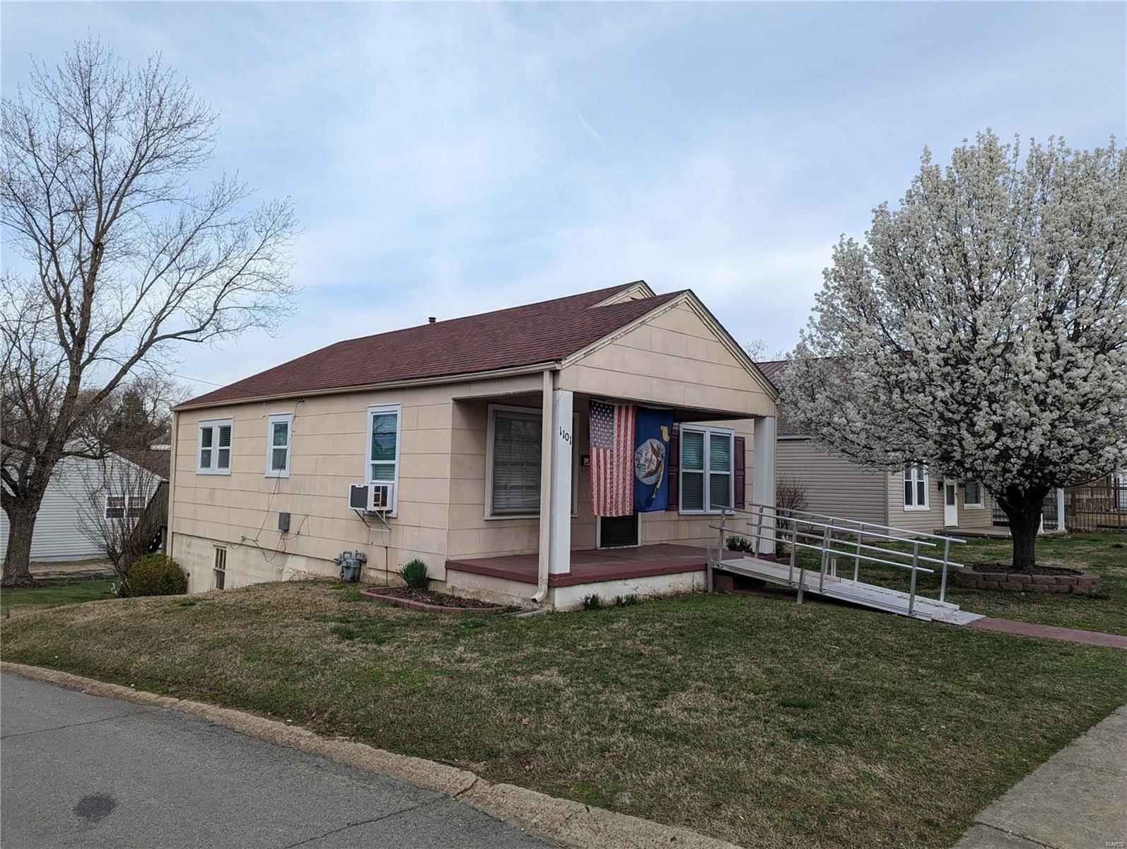 N Main St, Poplar Bluff, MO 63901