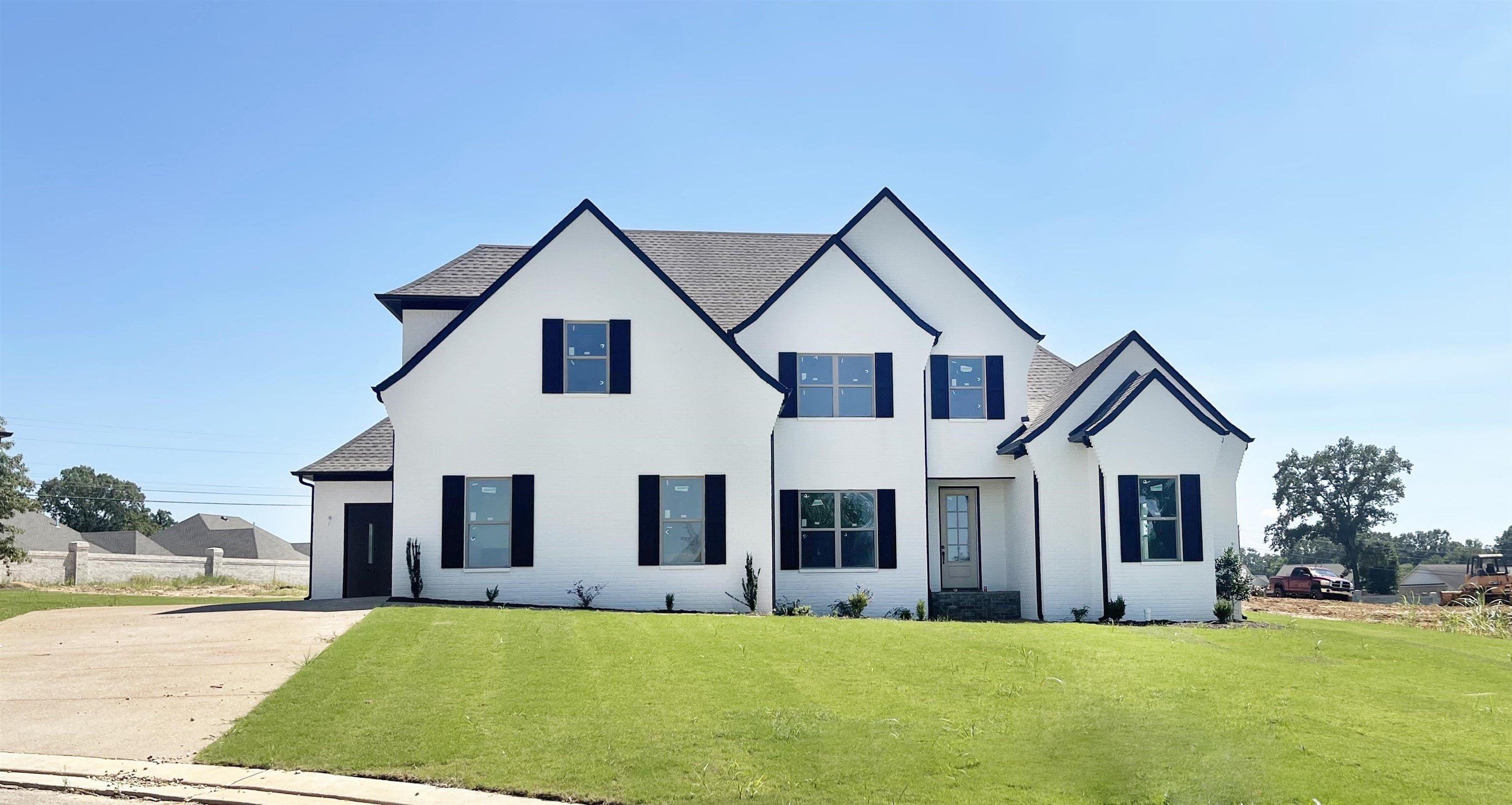Clearwater Cv, Jackson, TN 38305