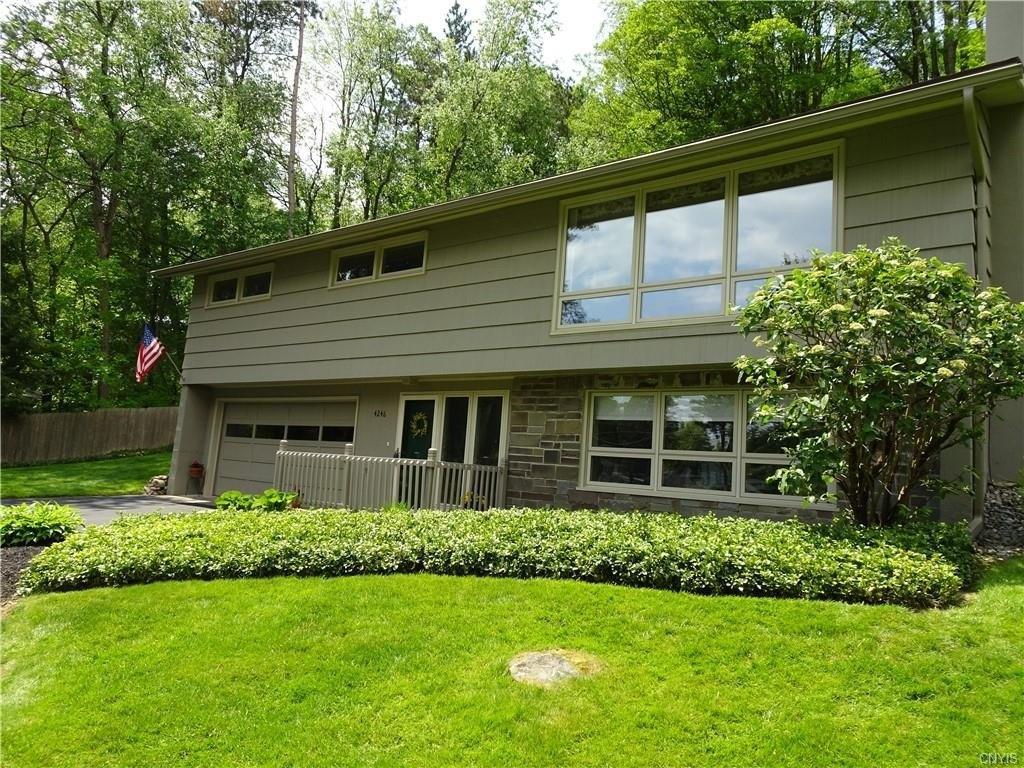 Wolf Hollow Rd, Syracuse, NY 13219