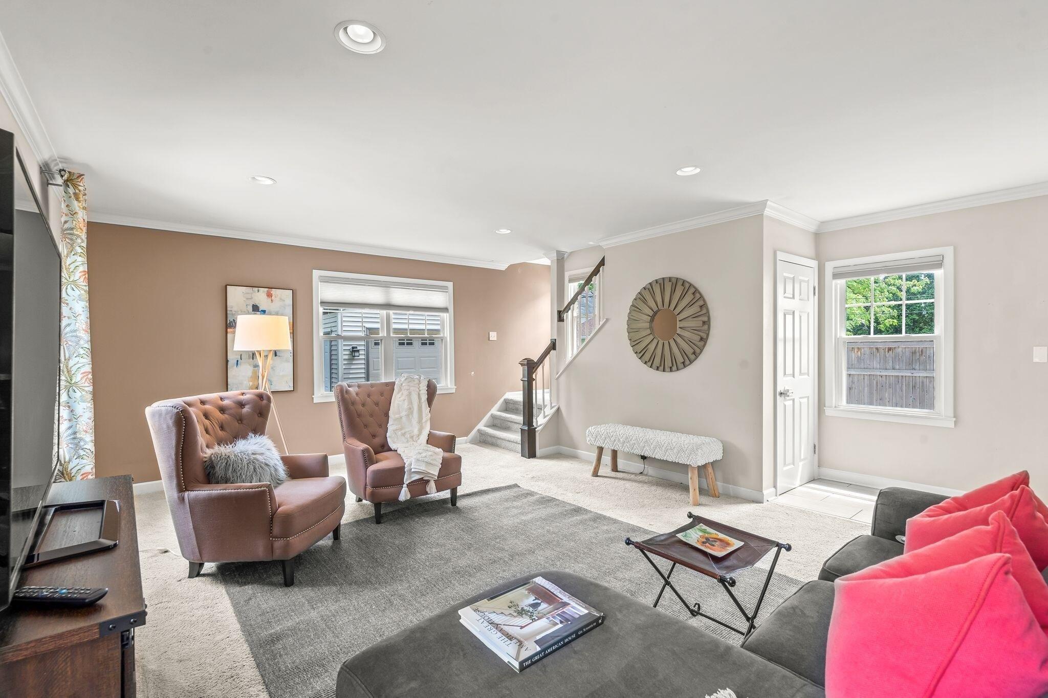 N Kent Ave, Milwaukee, WI 53217