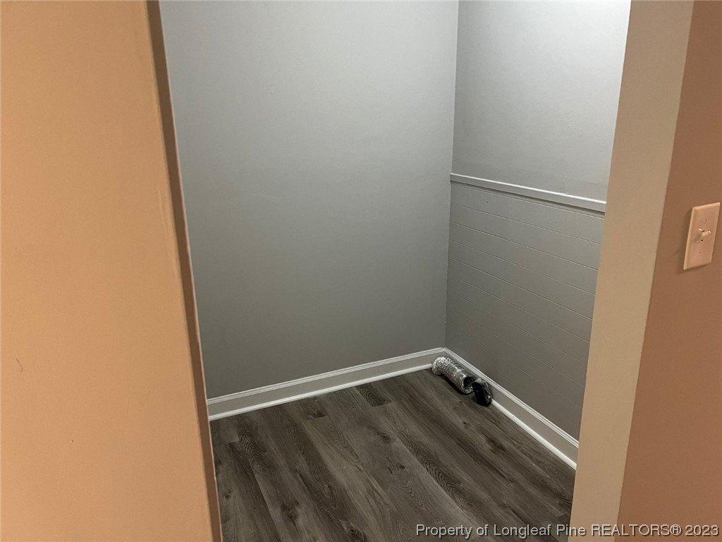 Wayne Ln, Fayetteville, NC 28304
