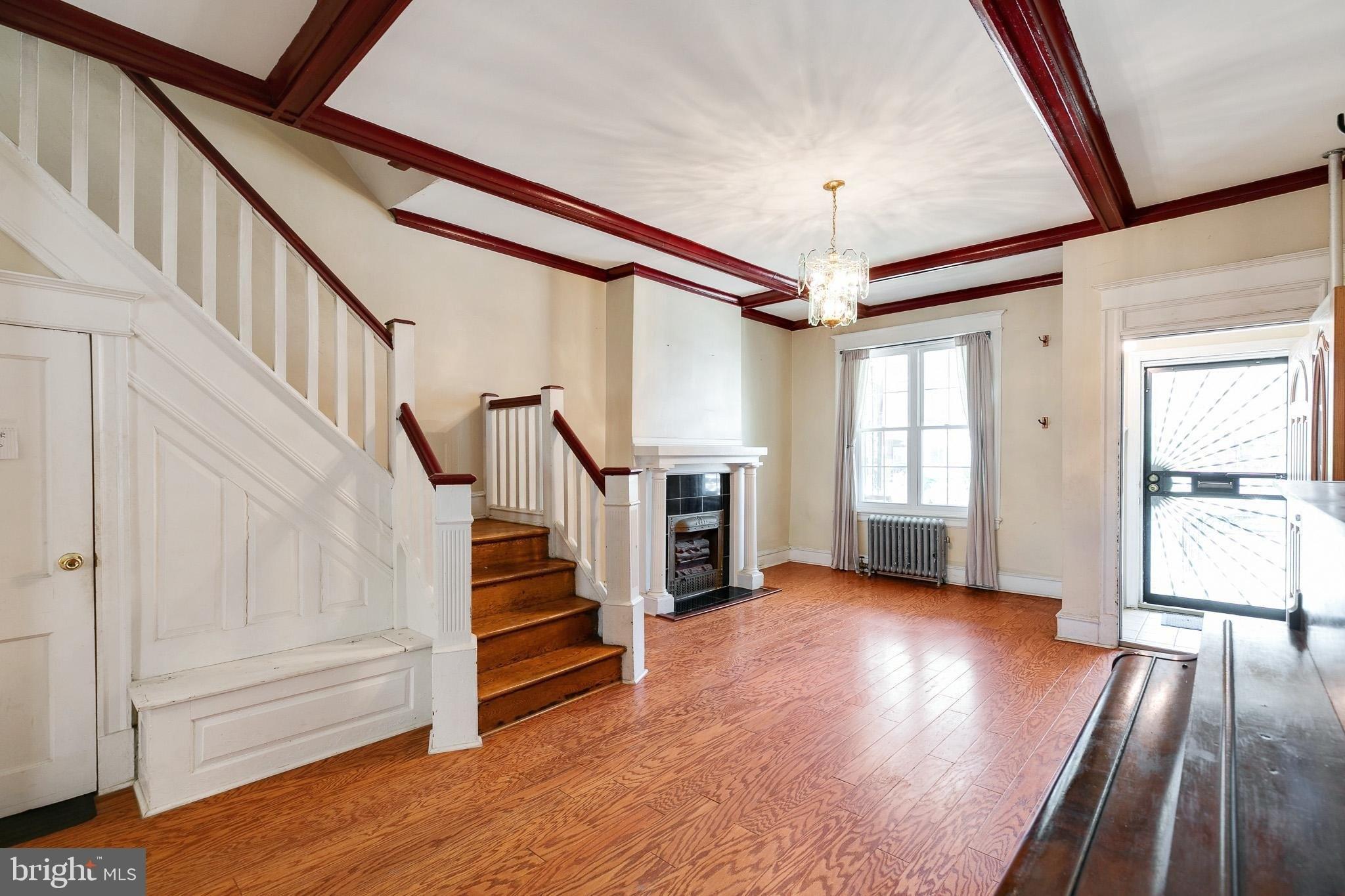 S 52nd St, Philadelphia, PA 19143