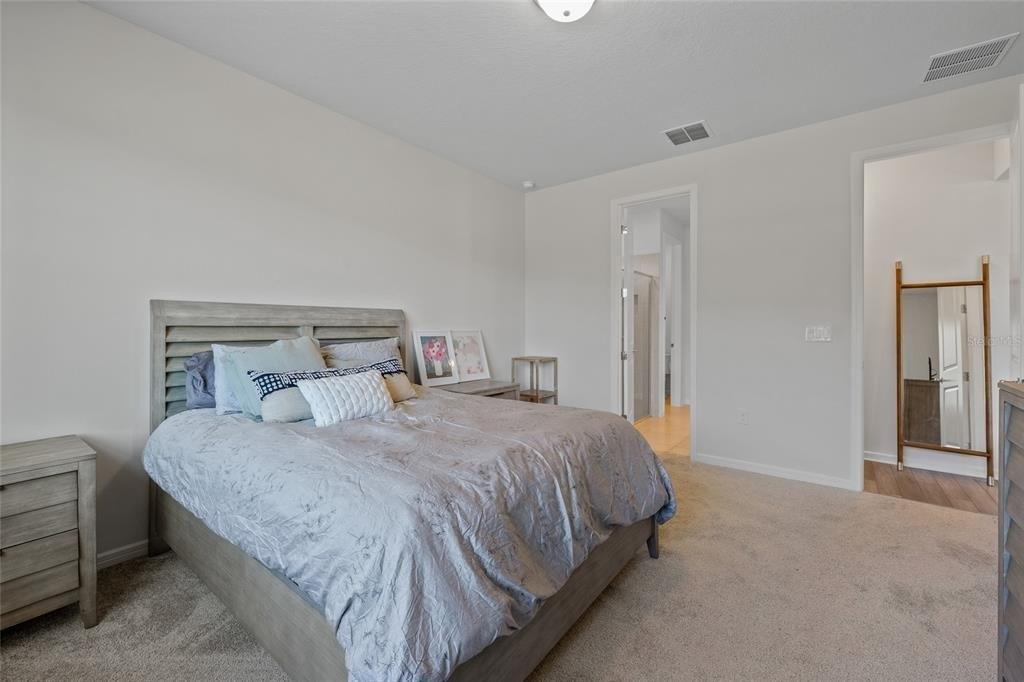 Highland Meadows Ct, Zephyrhills, FL 33542