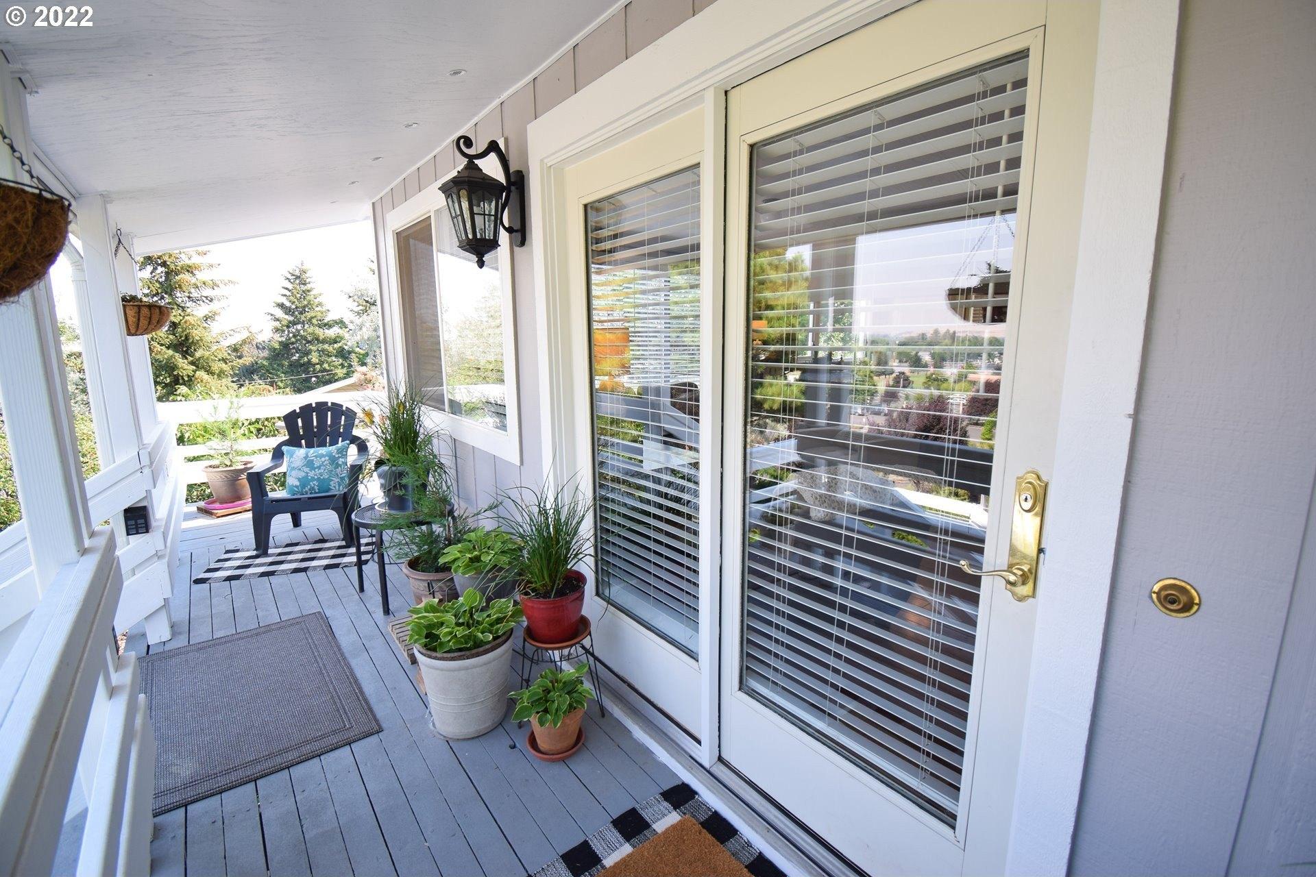 Hawthorne Dr, La Grande, OR 97850