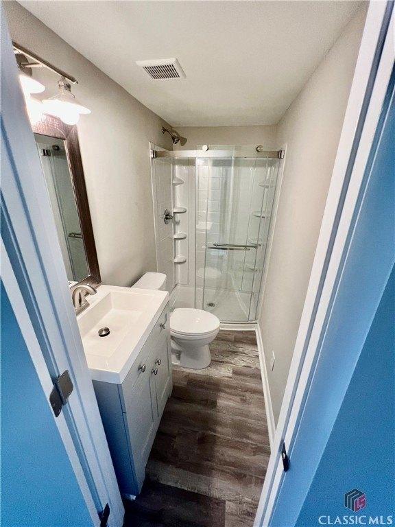 Oak Spring St, Statham, GA 30666