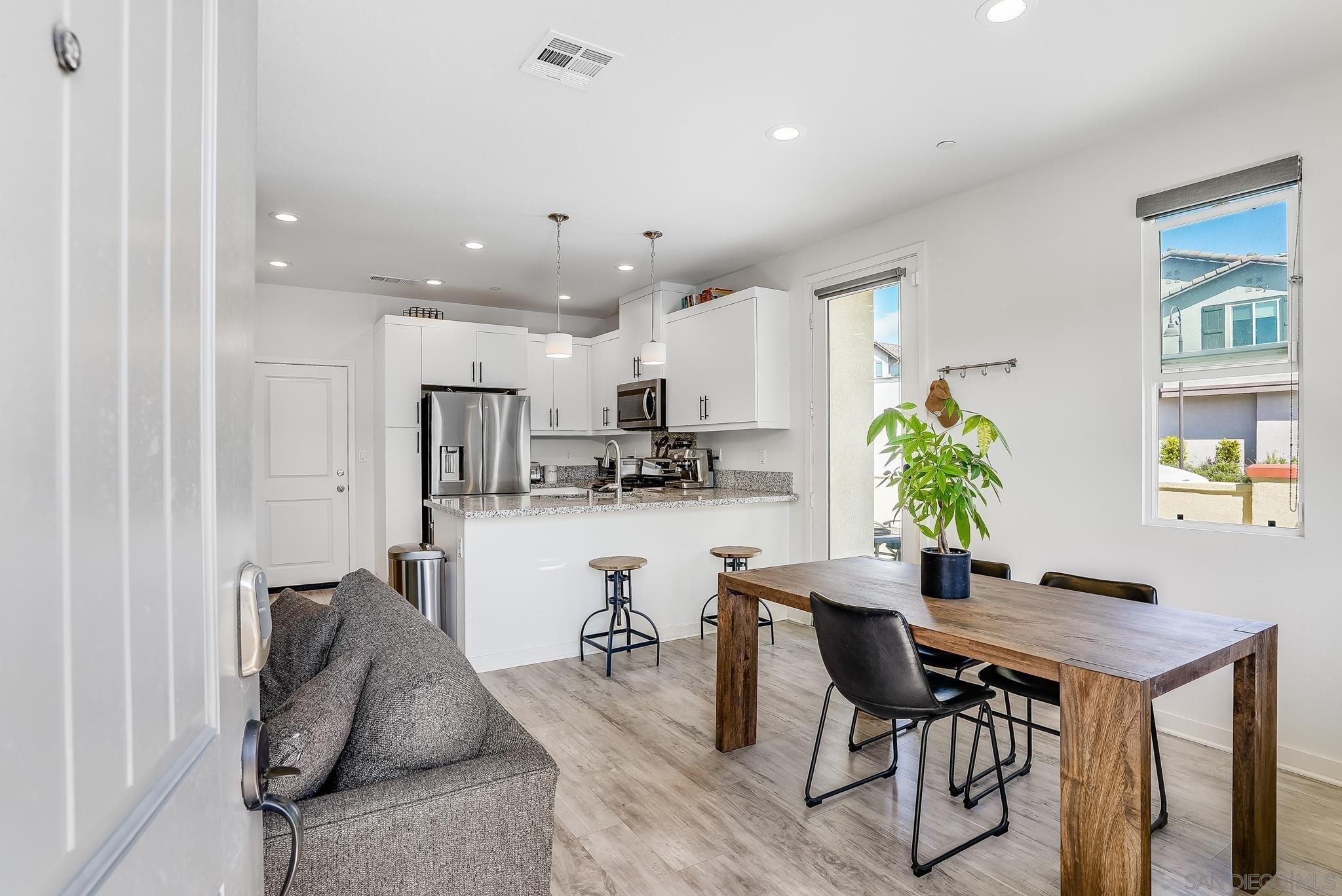 Calle Arbol, Oceanside, CA 92057
