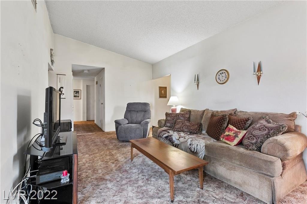 Bronco Rd, Las Vegas, NV 89103