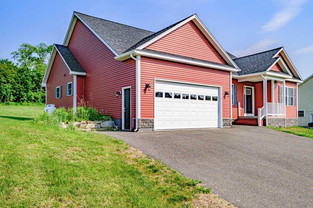 Fieldstone Dr, Augusta, ME 04330