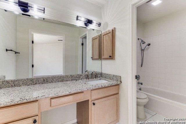 Bantry Bay, San Antonio, TX 78240