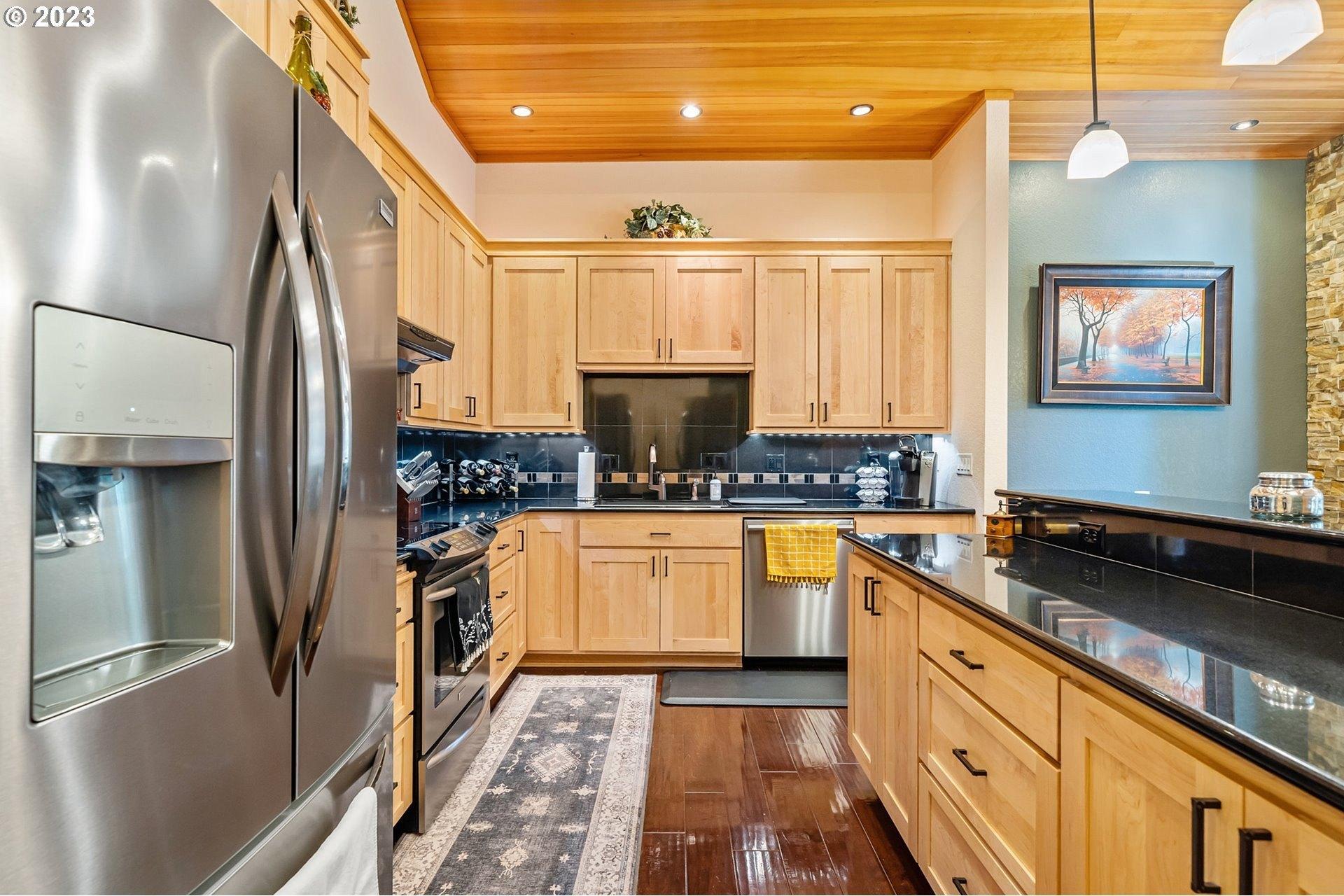 Ne Cascara Ct, Lincoln City, OR 97367