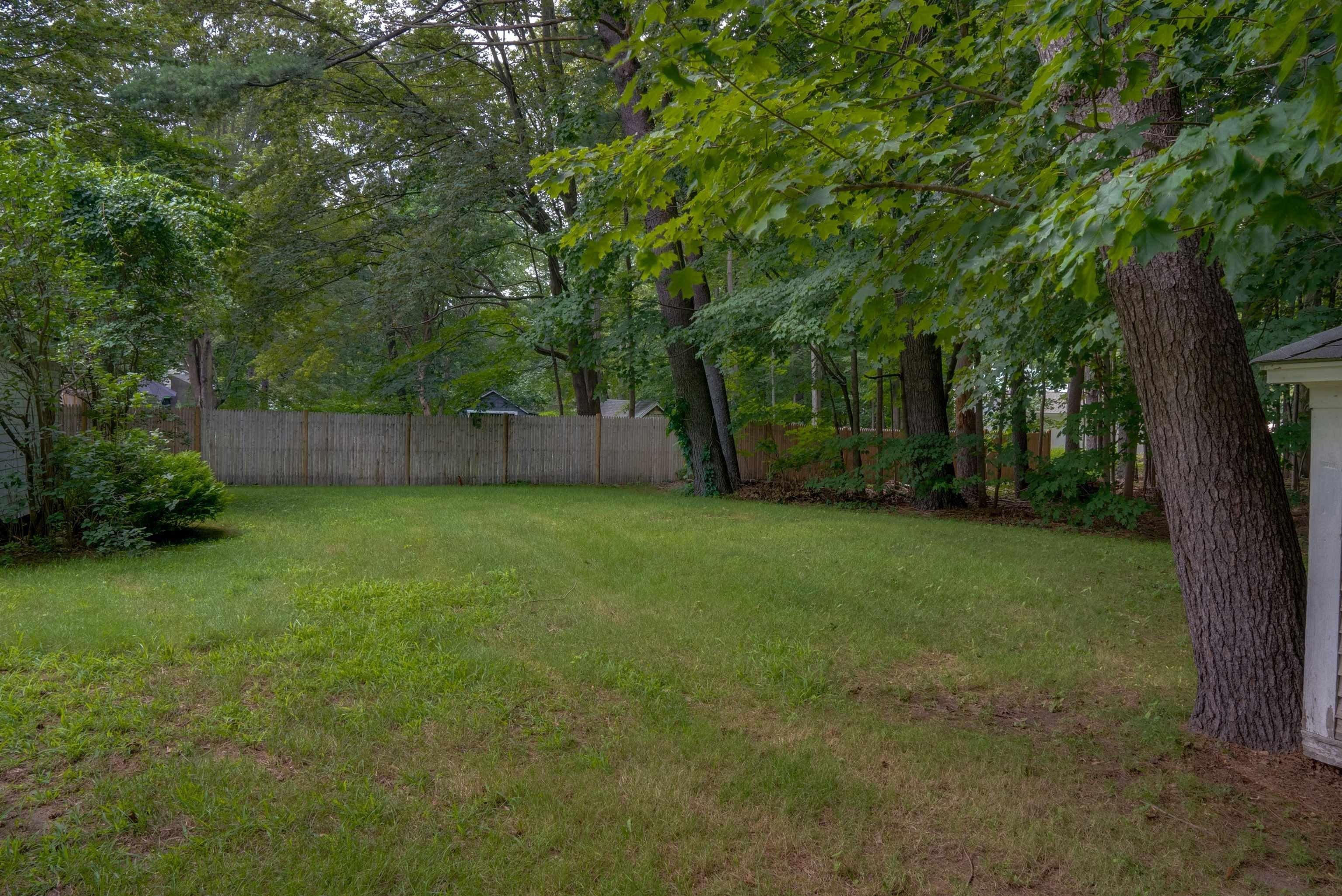 Palmer Ave, Plaistow, NH 03865