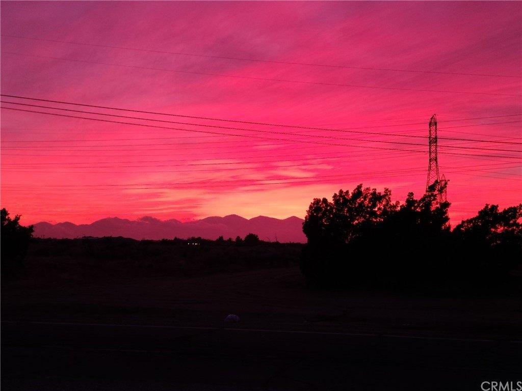 Maple Ave, Hesperia, CA 92344