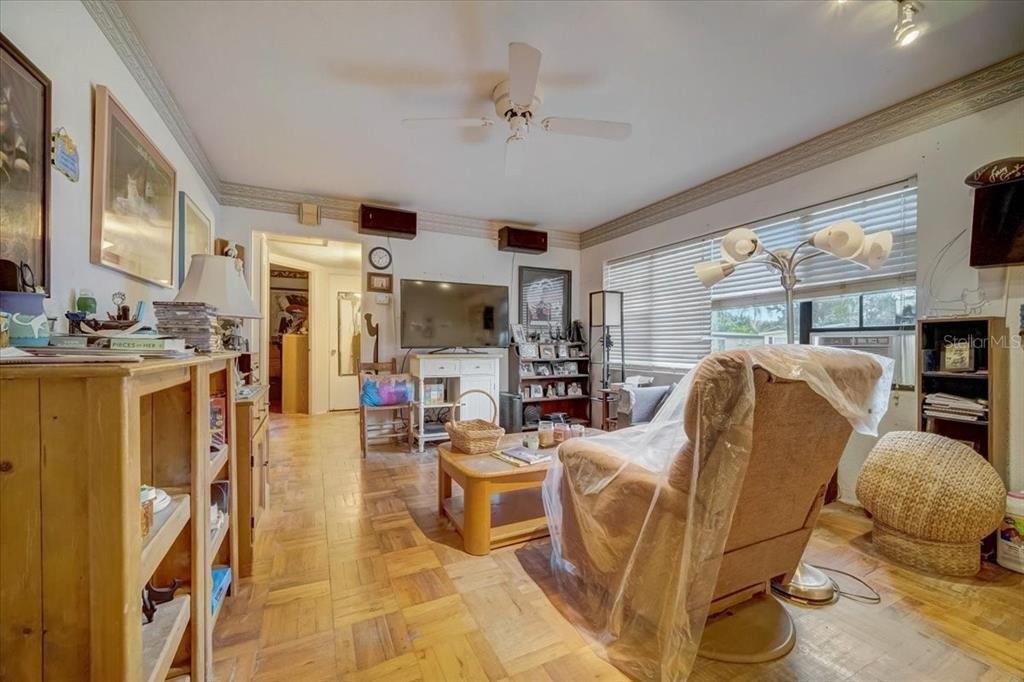 Carlson Dr, Orlando, FL 32804