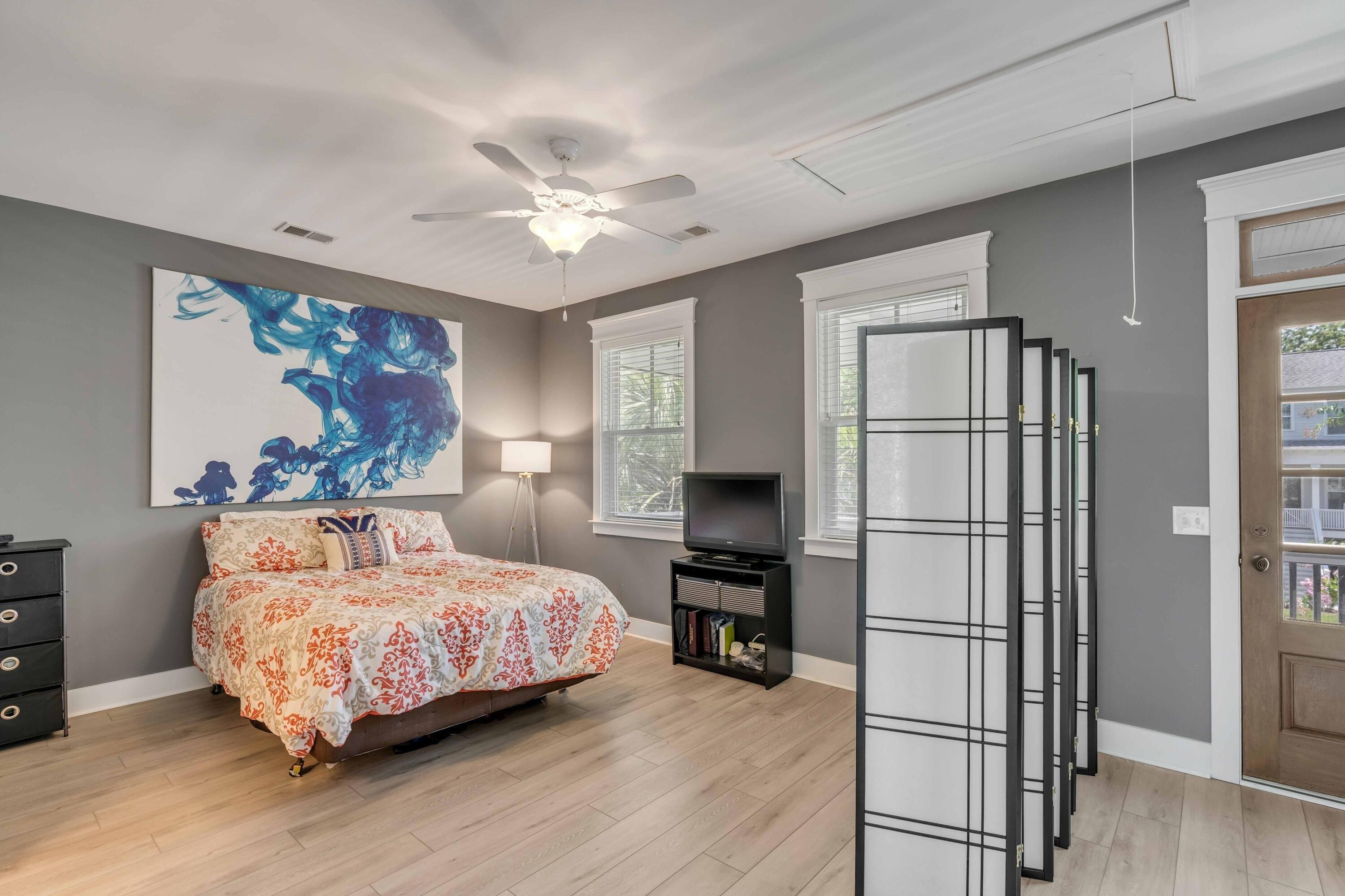 Appling Dr, Mount Pleasant, SC 29464