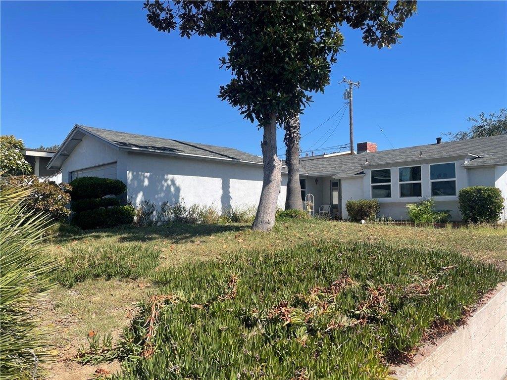 N Valencia St, La Habra, CA 90631