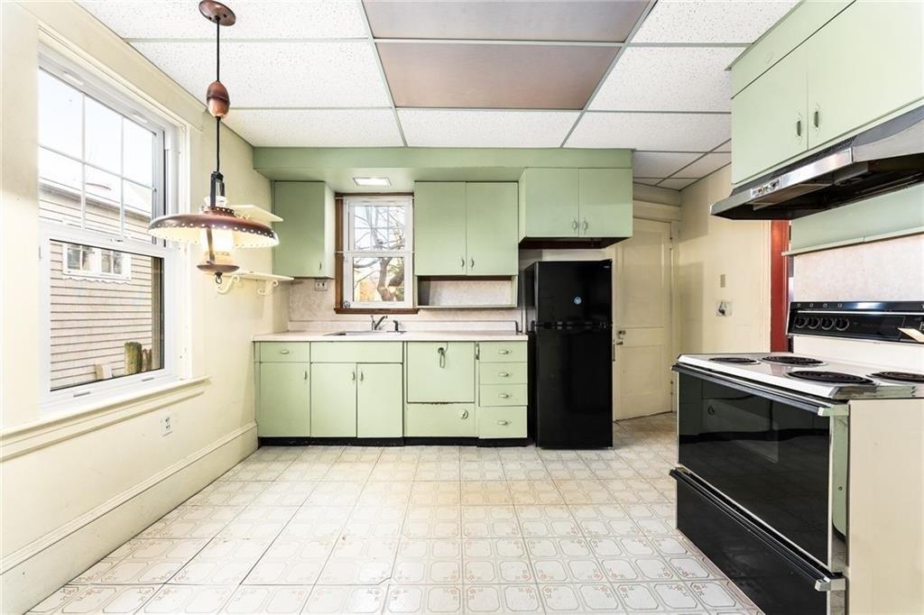 Taber Ave, Providence, RI 02906