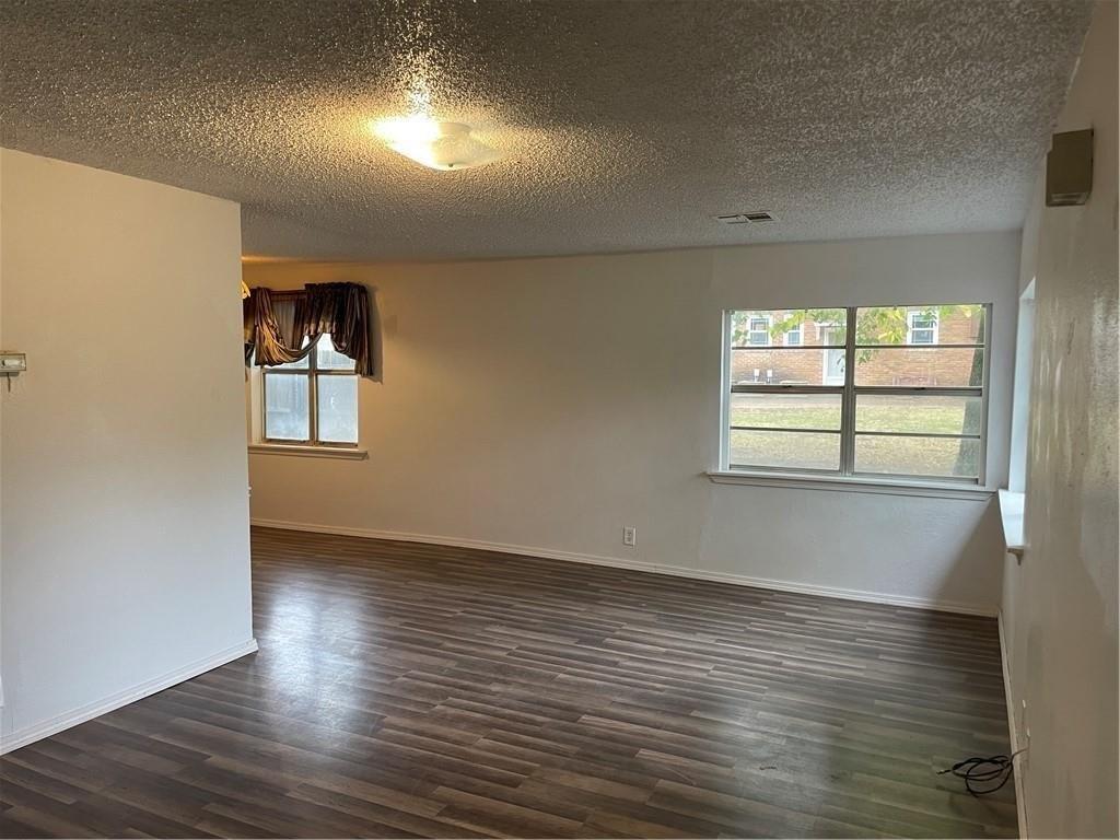 W Kirk St, Shawnee, OK 74801