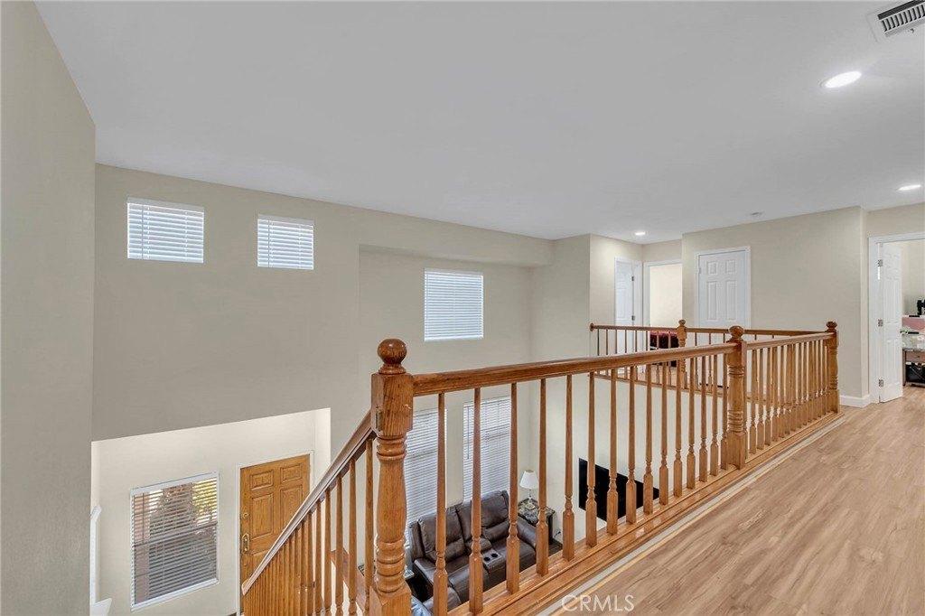 Hatridge Ln, Canyon Country, CA 91387