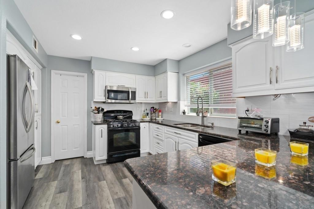 Oakwood Creek Way, Escondido, CA 92027
