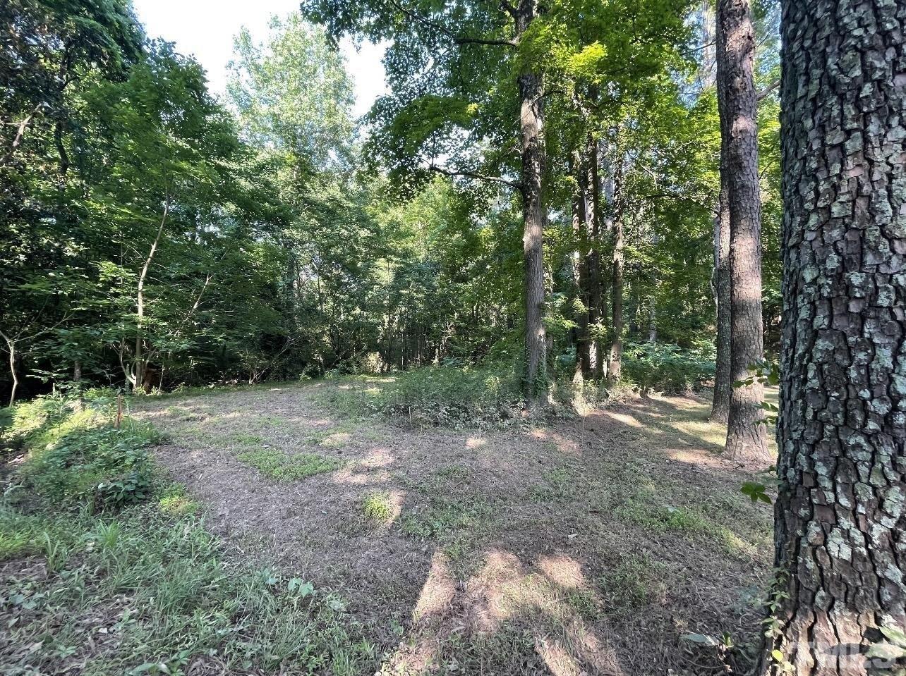 S 3rd St, Sanford, NC 27330