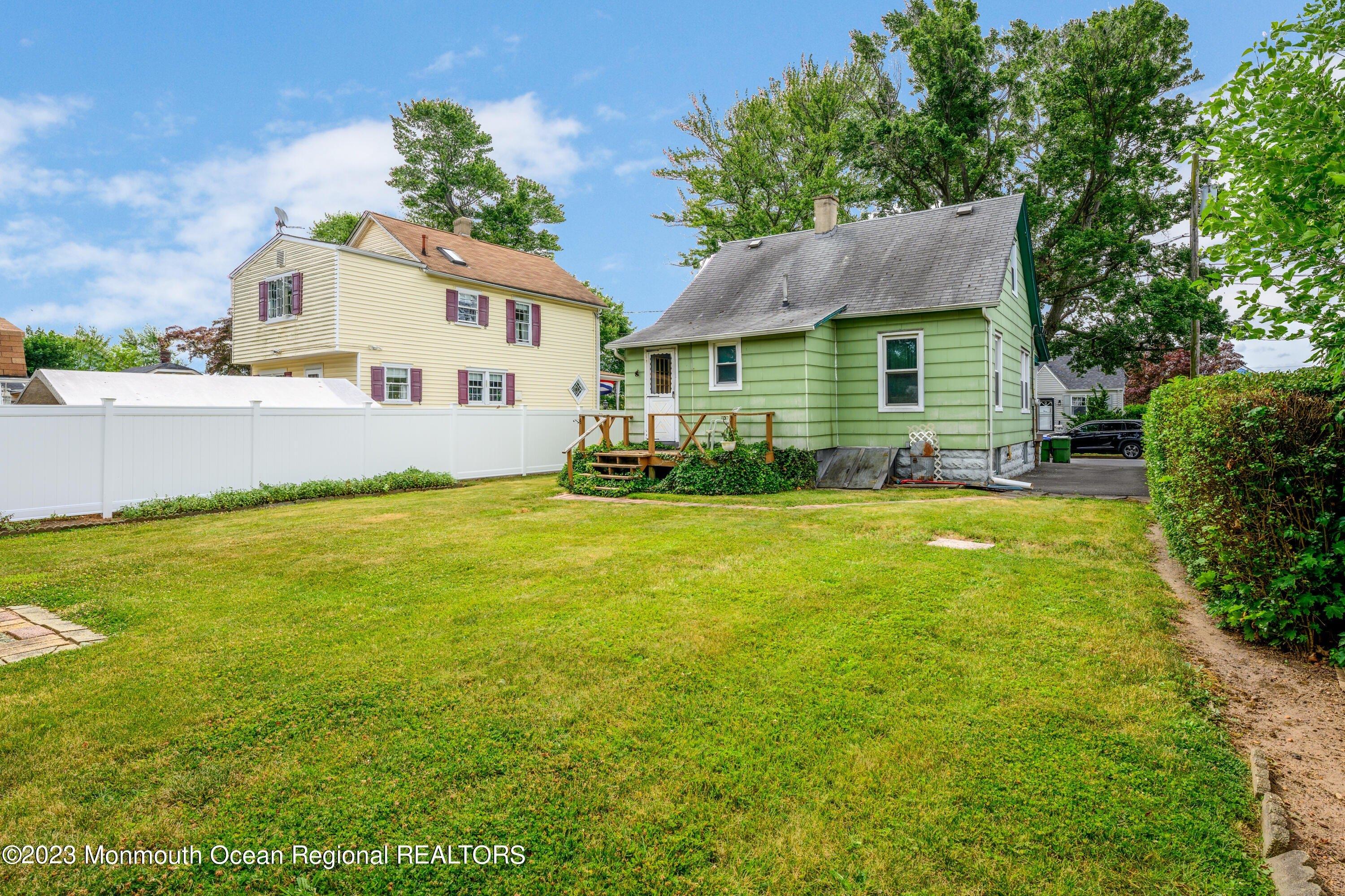 Florence St, Edison, NJ 08817