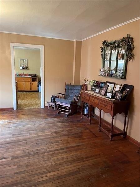 Quay St, East Vandergrift, PA 15629