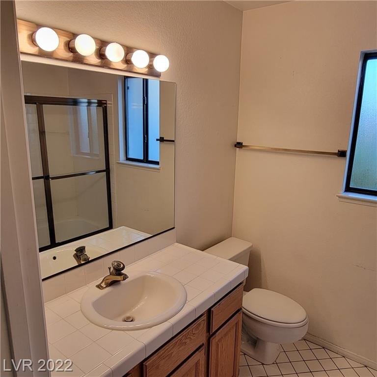 Drifting River Ct, Las Vegas, NV 89149