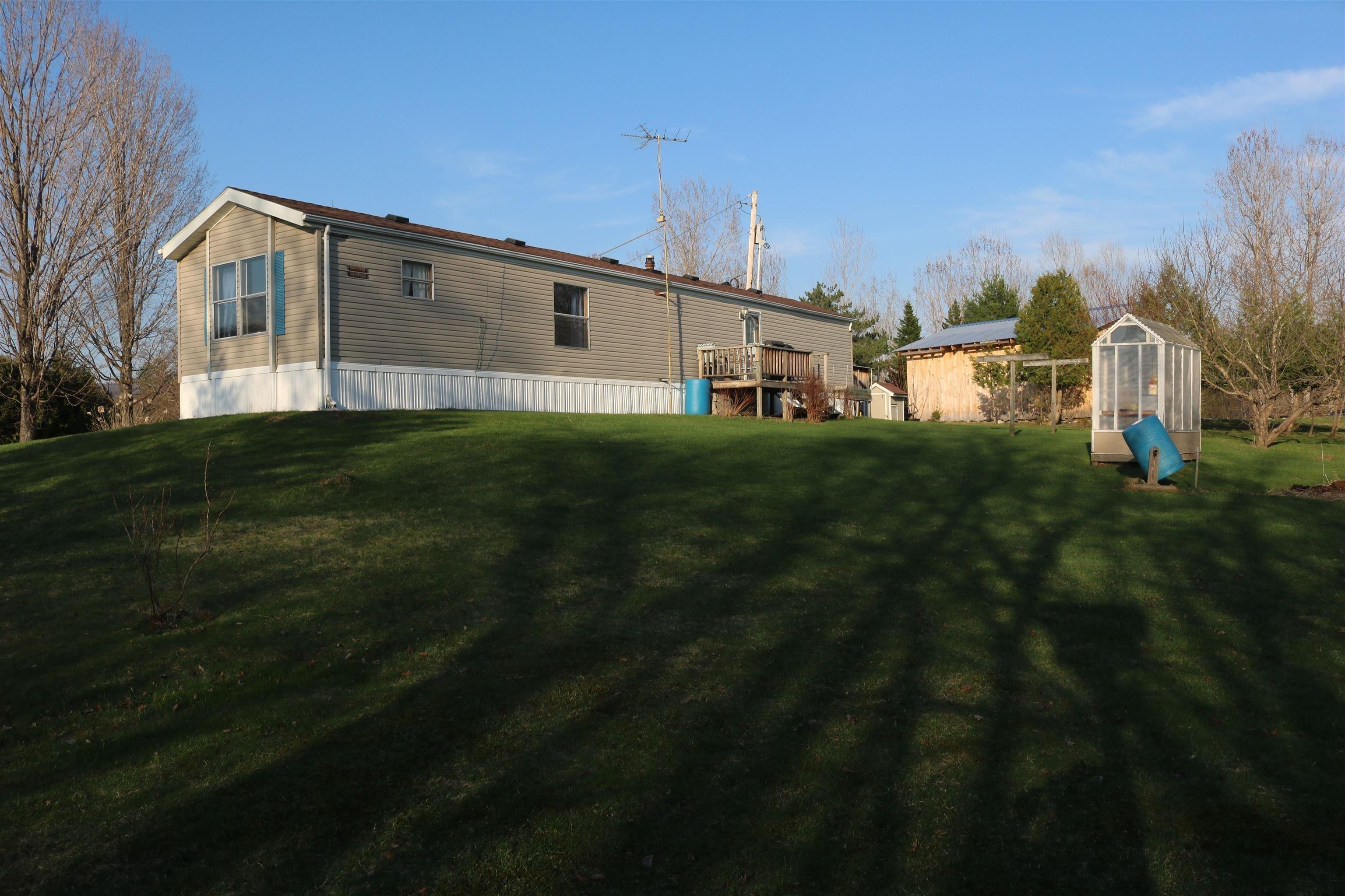 Cedar Ln, Jeffersonville, VT 05464